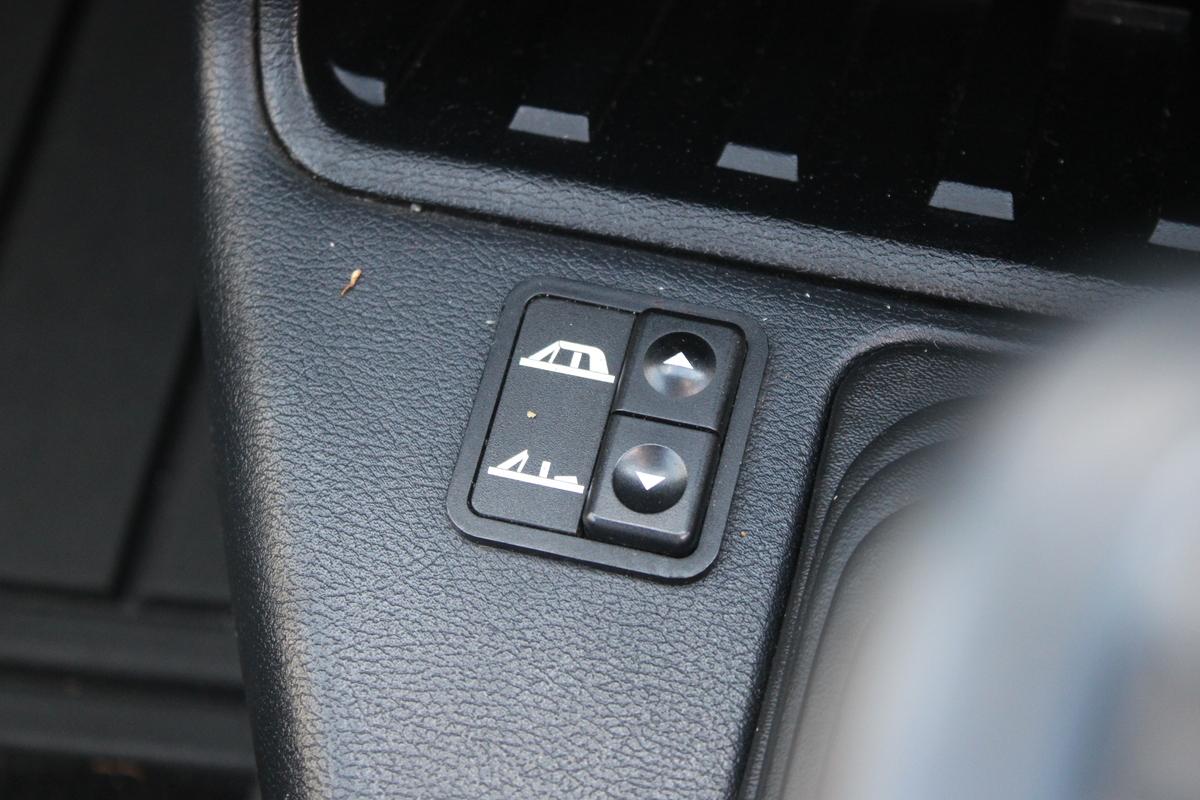 1990 Ford ESCORT XR3I CONVERTIBLE