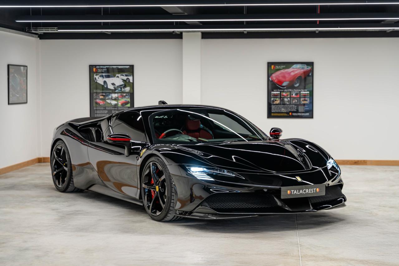 2021 Ferrari SF90 STRADALE