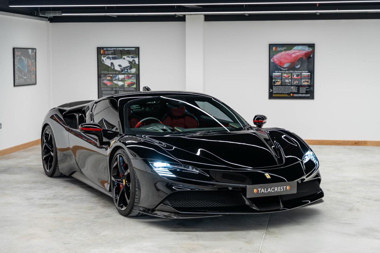 2021 Ferrari SF90 STRADALE