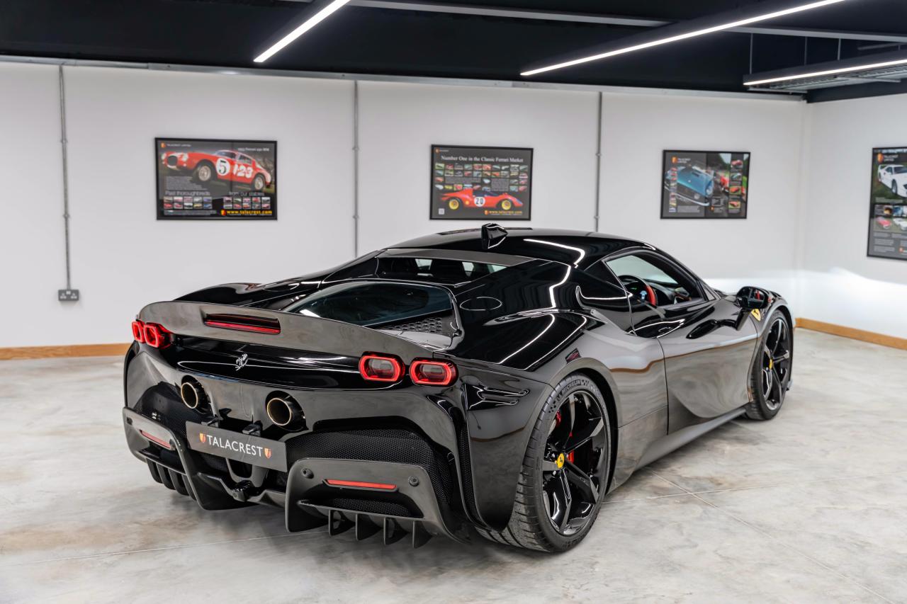 2021 Ferrari SF90 STRADALE