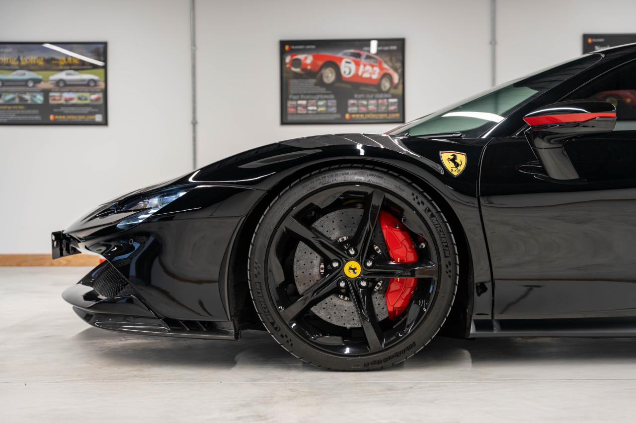 2021 Ferrari SF90 STRADALE
