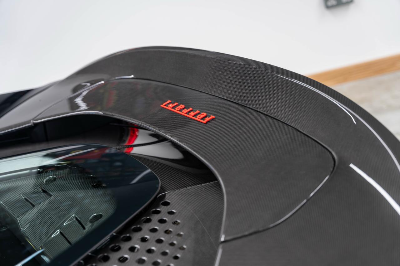 2021 Ferrari SF90 STRADALE