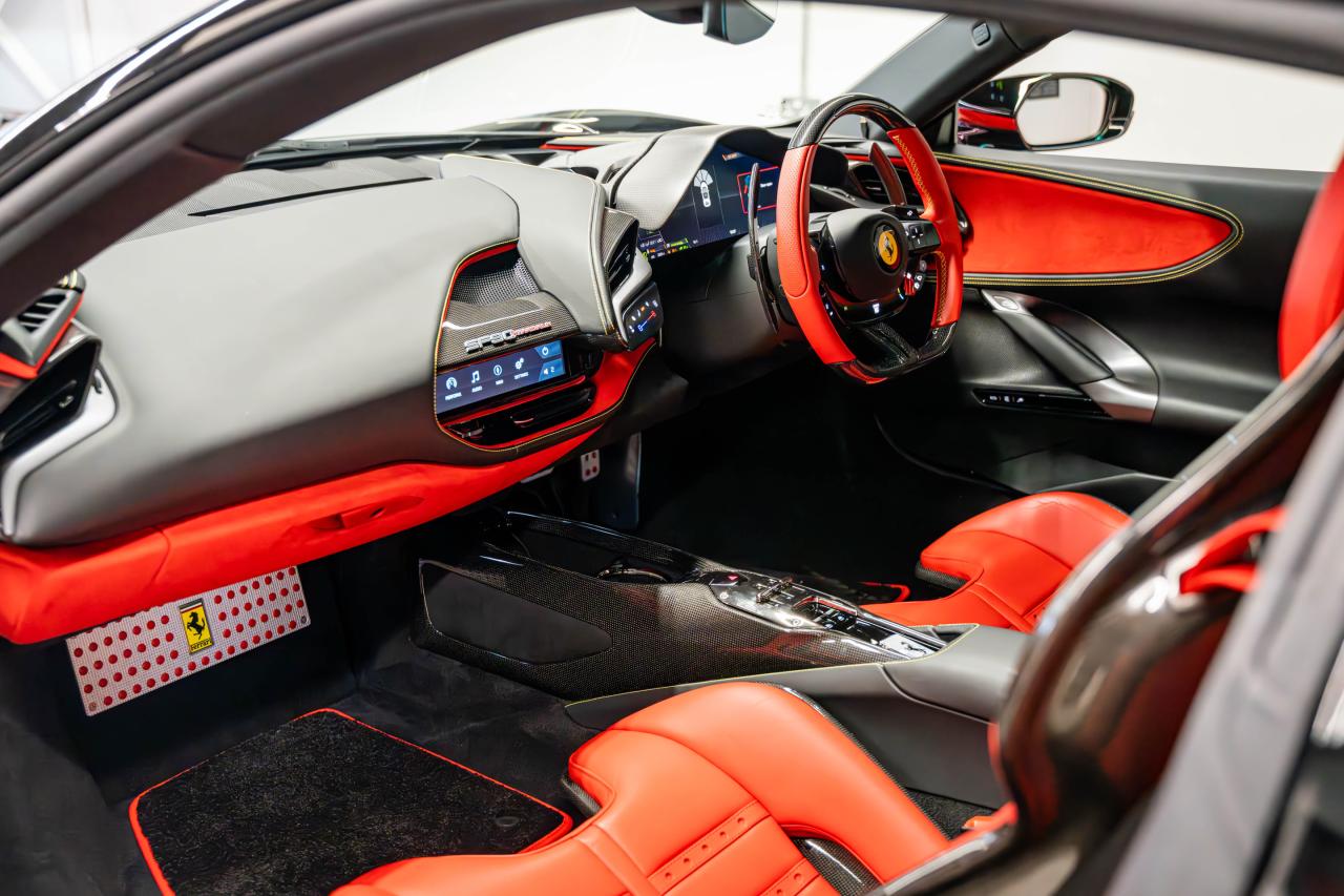 2021 Ferrari SF90 STRADALE