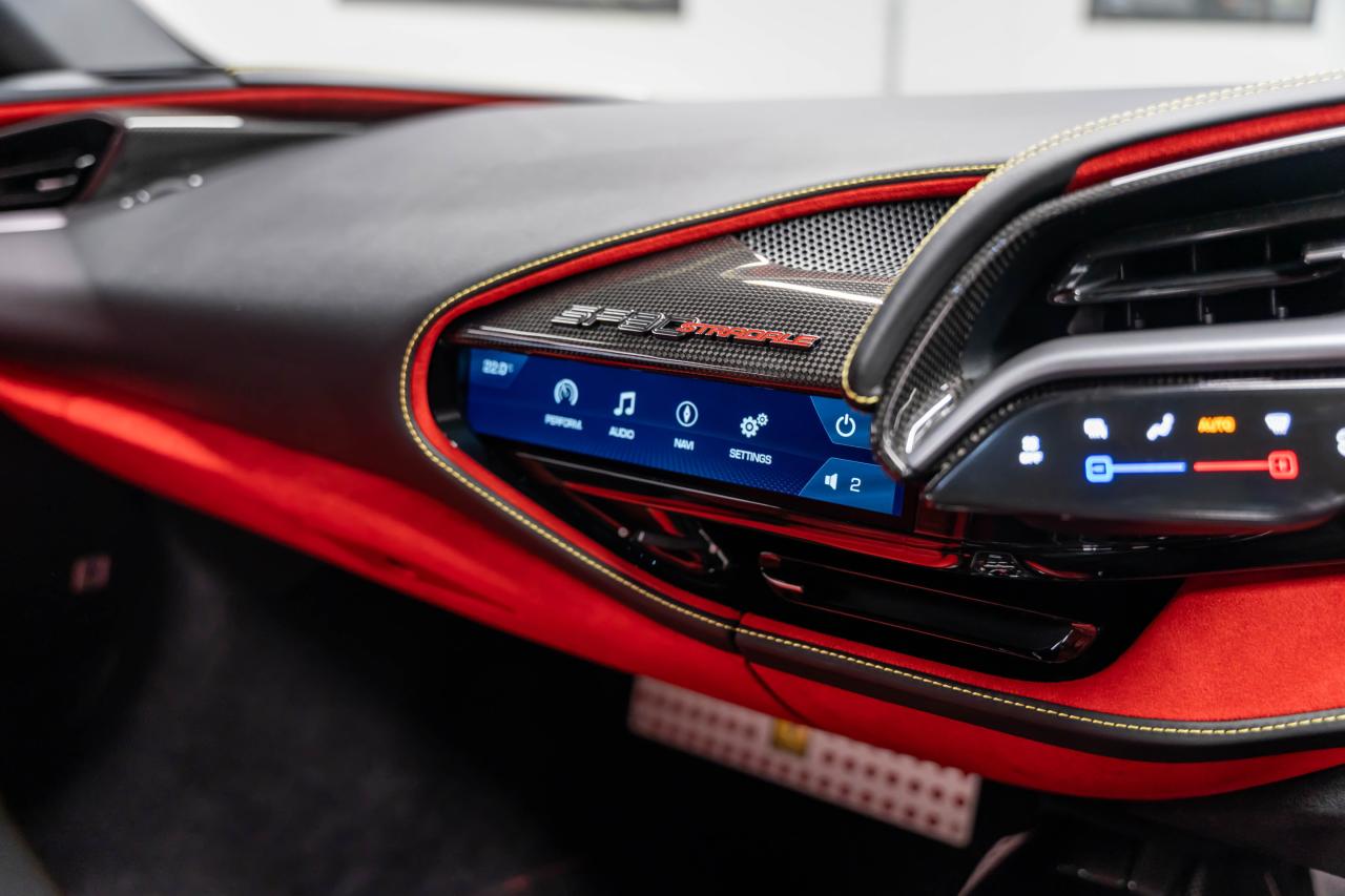 2021 Ferrari SF90 STRADALE