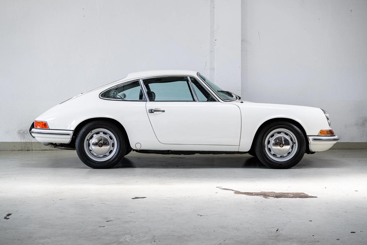 1969 Porsche 911 T 2.0 LWB