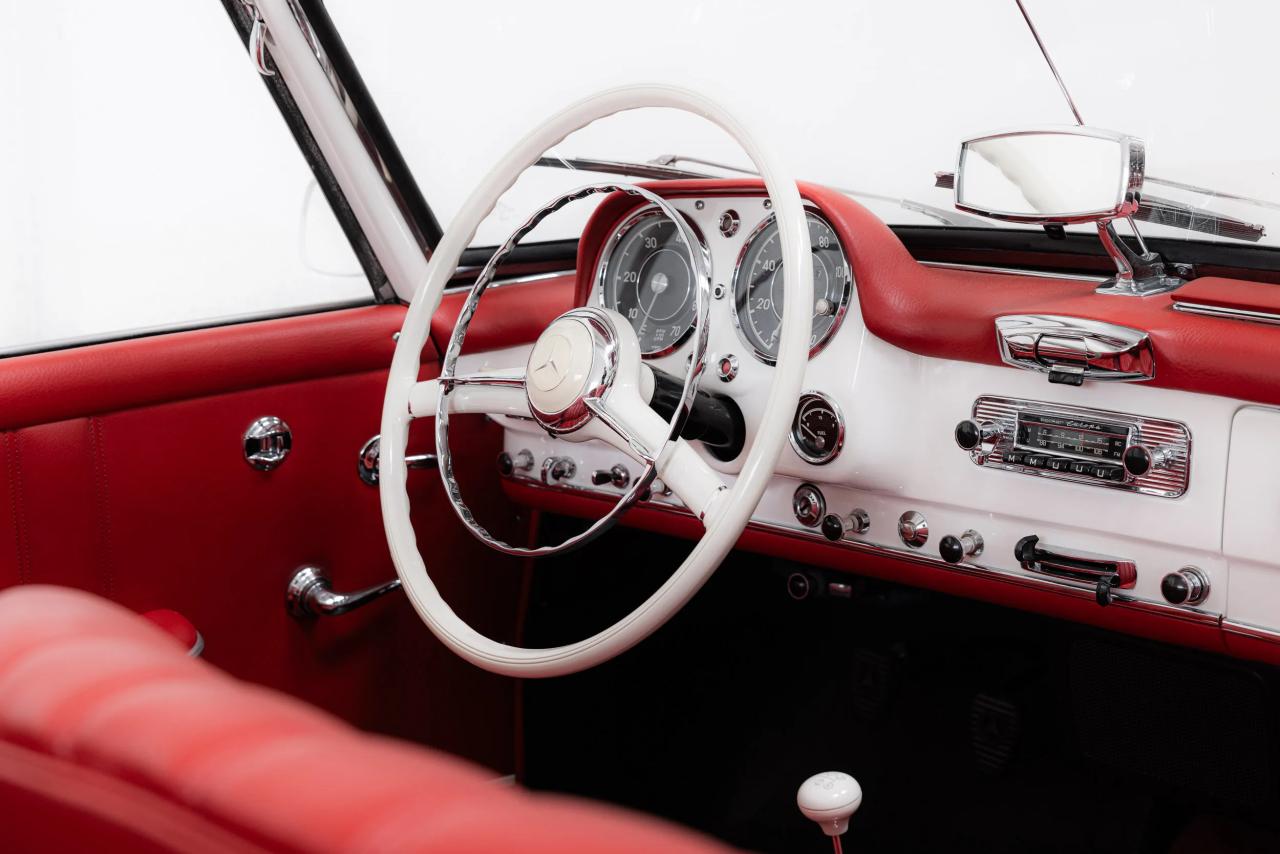 1961 Mercedes - Benz 190SL