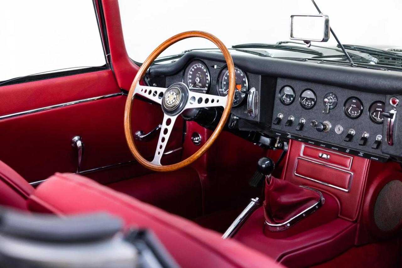 1965 Jaguar E-Type series 1 4.2 OTS