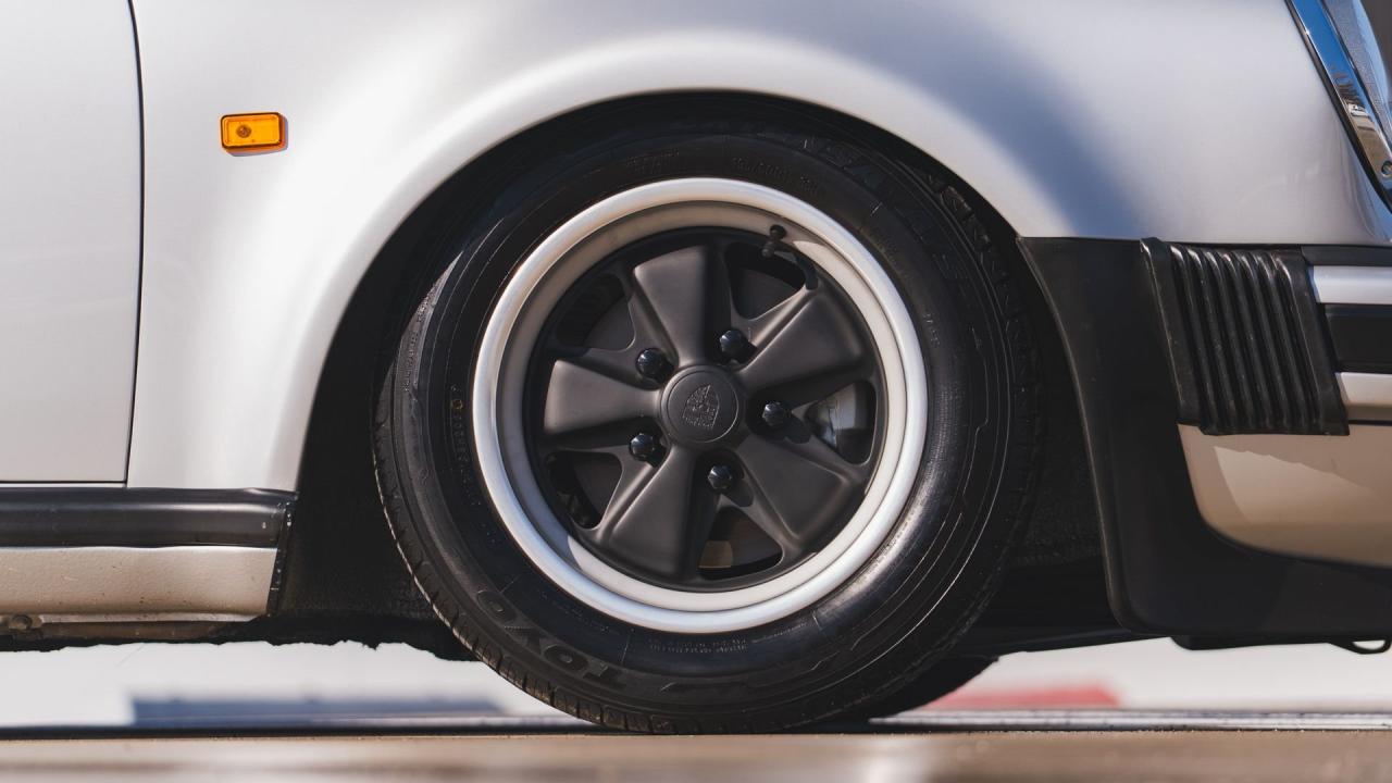 1975 Porsche 911 Turbo