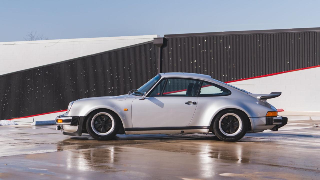 1975 Porsche 911 Turbo