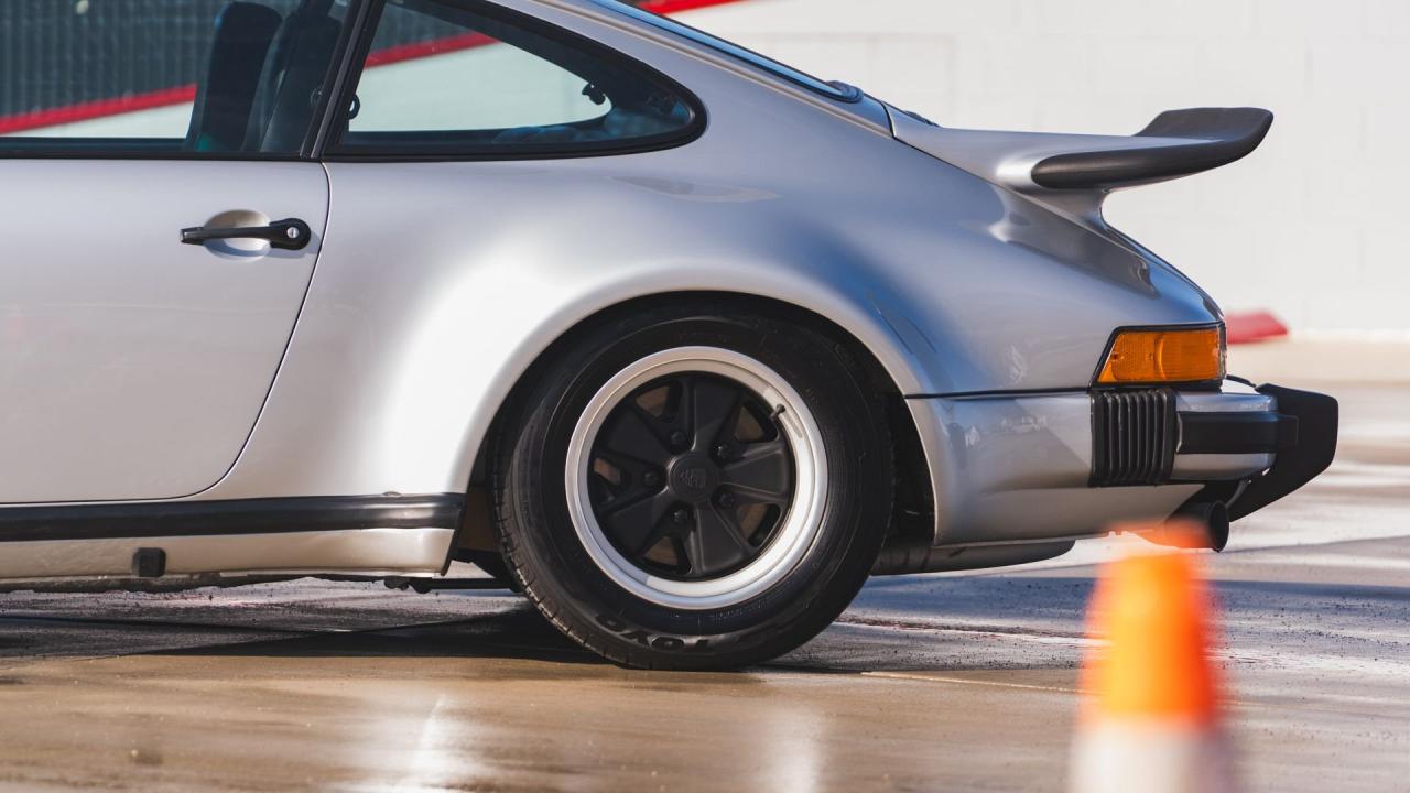 1975 Porsche 911 Turbo