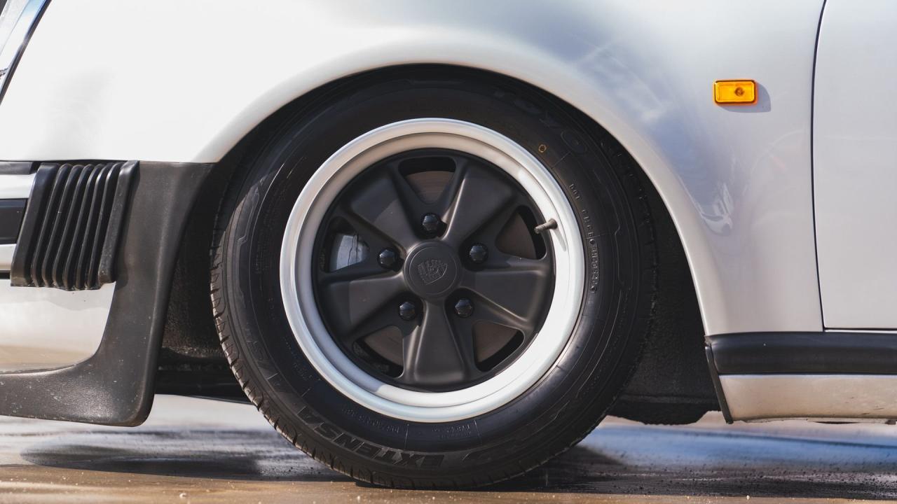 1975 Porsche 911 Turbo