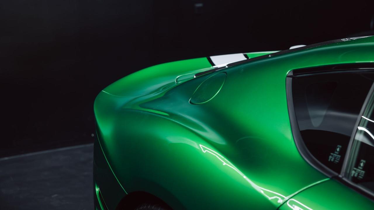 2023 Ferrari 812 Competizione