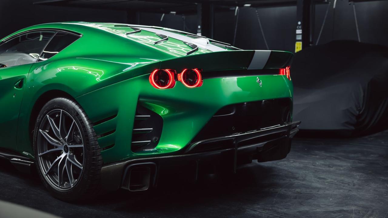 2023 Ferrari 812 Competizione