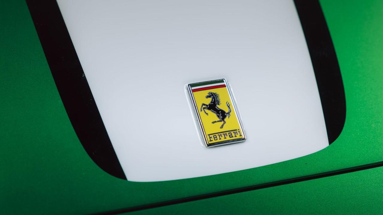 2023 Ferrari 812 Competizione