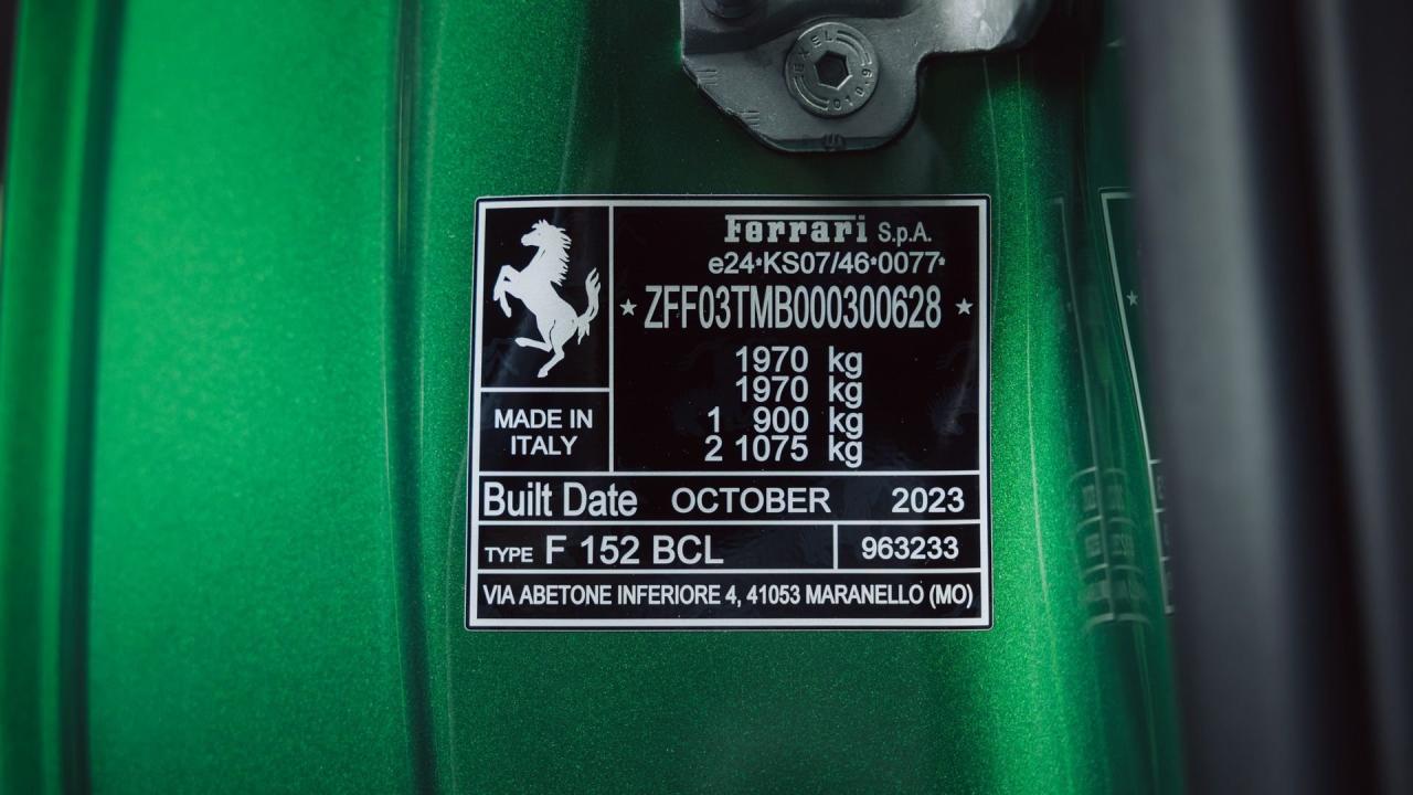 2023 Ferrari 812 Competizione