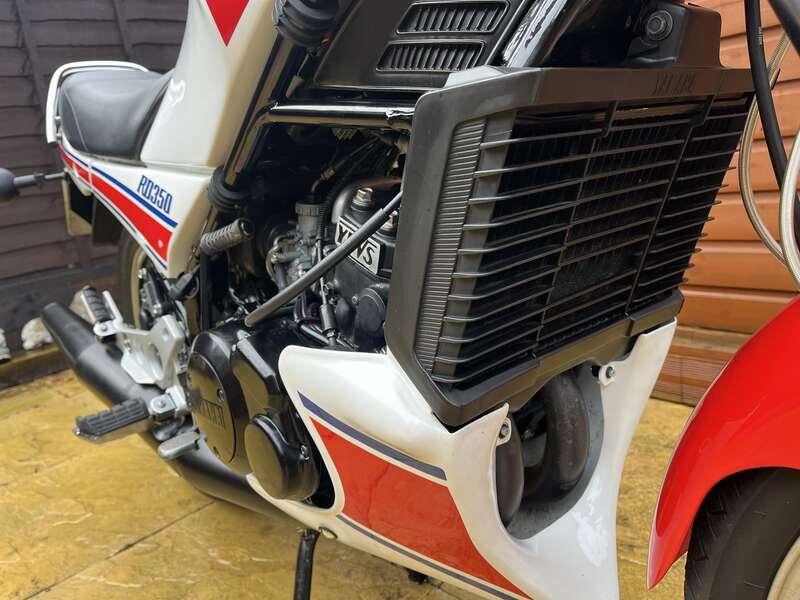 1985 Yamaha RD350LC2