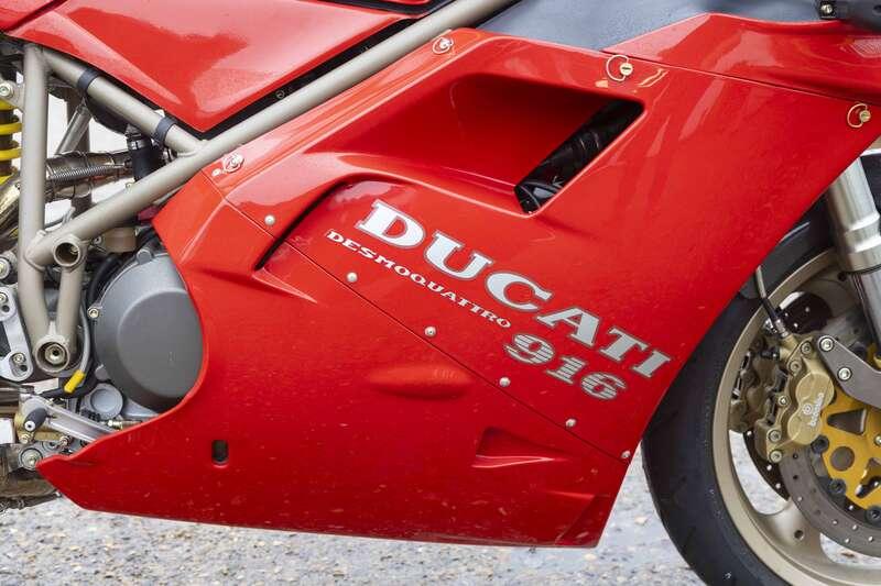 1995 Ducati 916 BIPOSTO