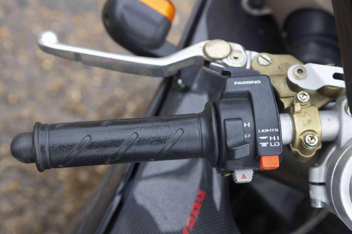 1994 Ducati 916 BIPOSTO SENNA III REPLICA