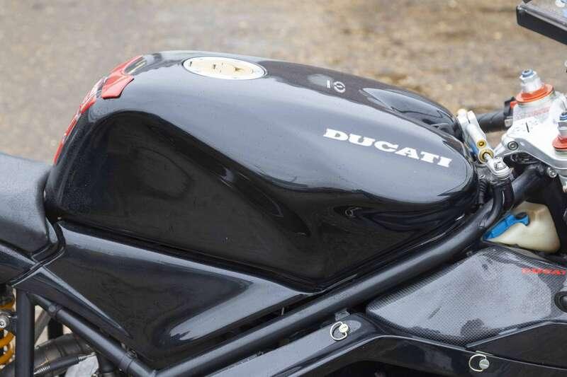 1994 Ducati 916 BIPOSTO SENNA III REPLICA