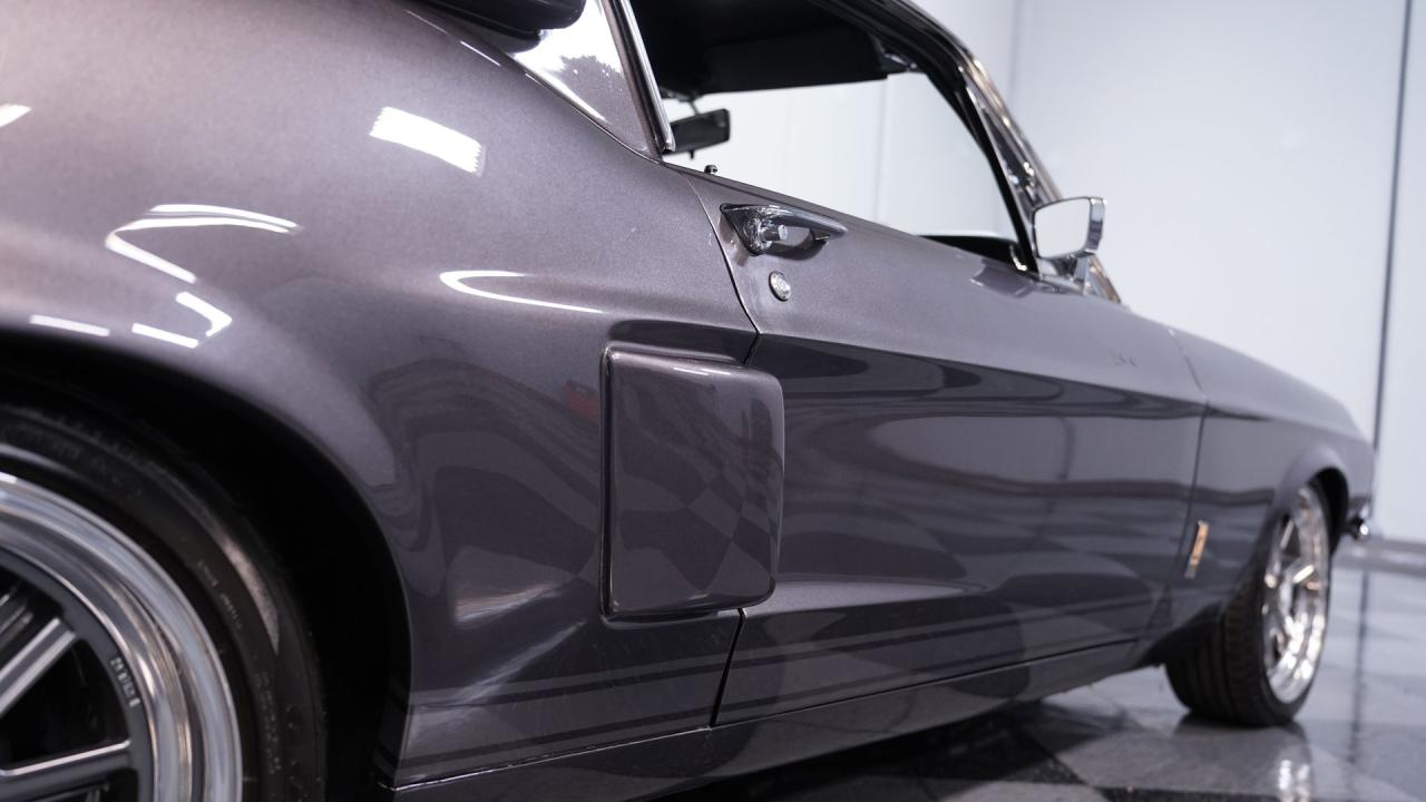 1967 Ford Mustang Shelby GT500 Tribute