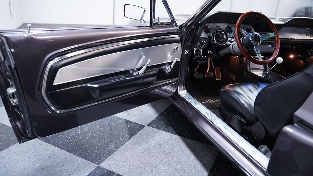 1967 Ford Mustang Shelby GT500 Tribute