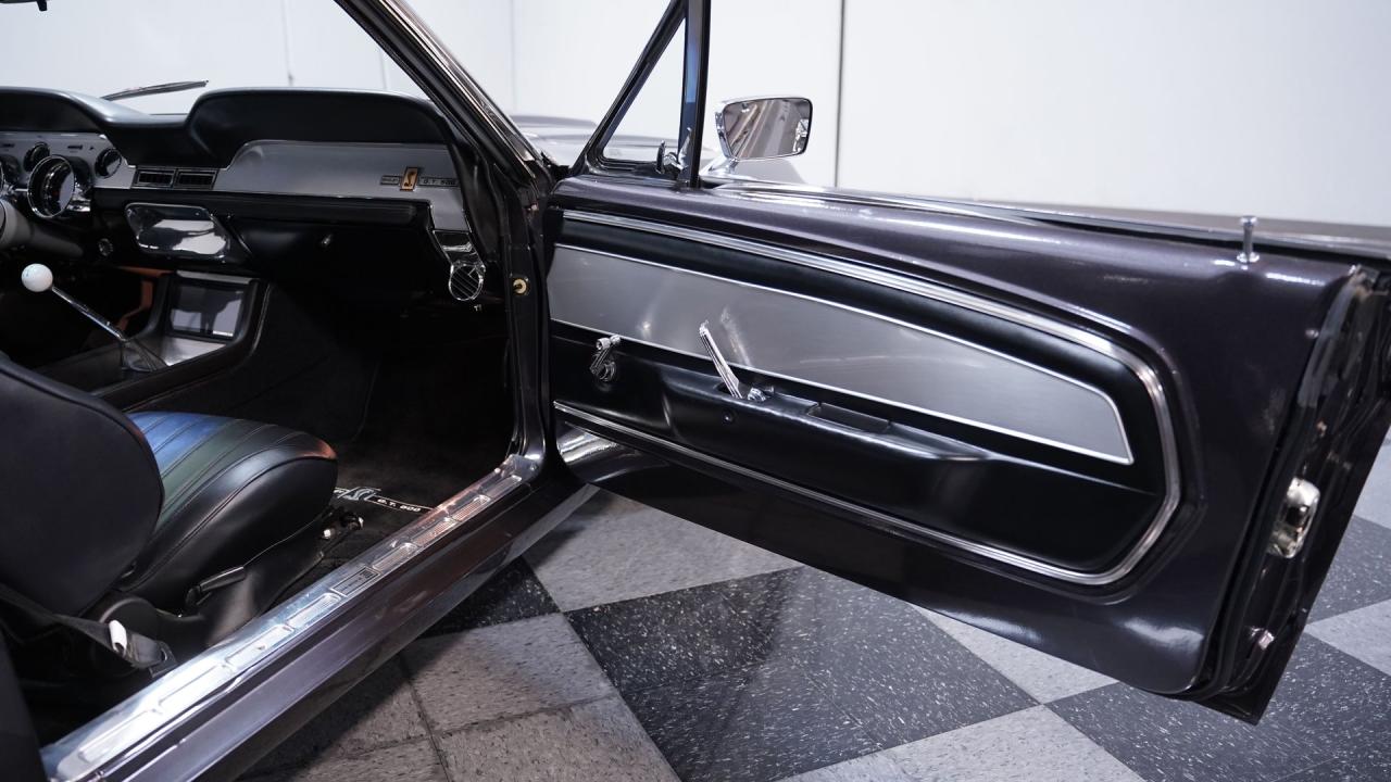 1967 Ford Mustang Shelby GT500 Tribute