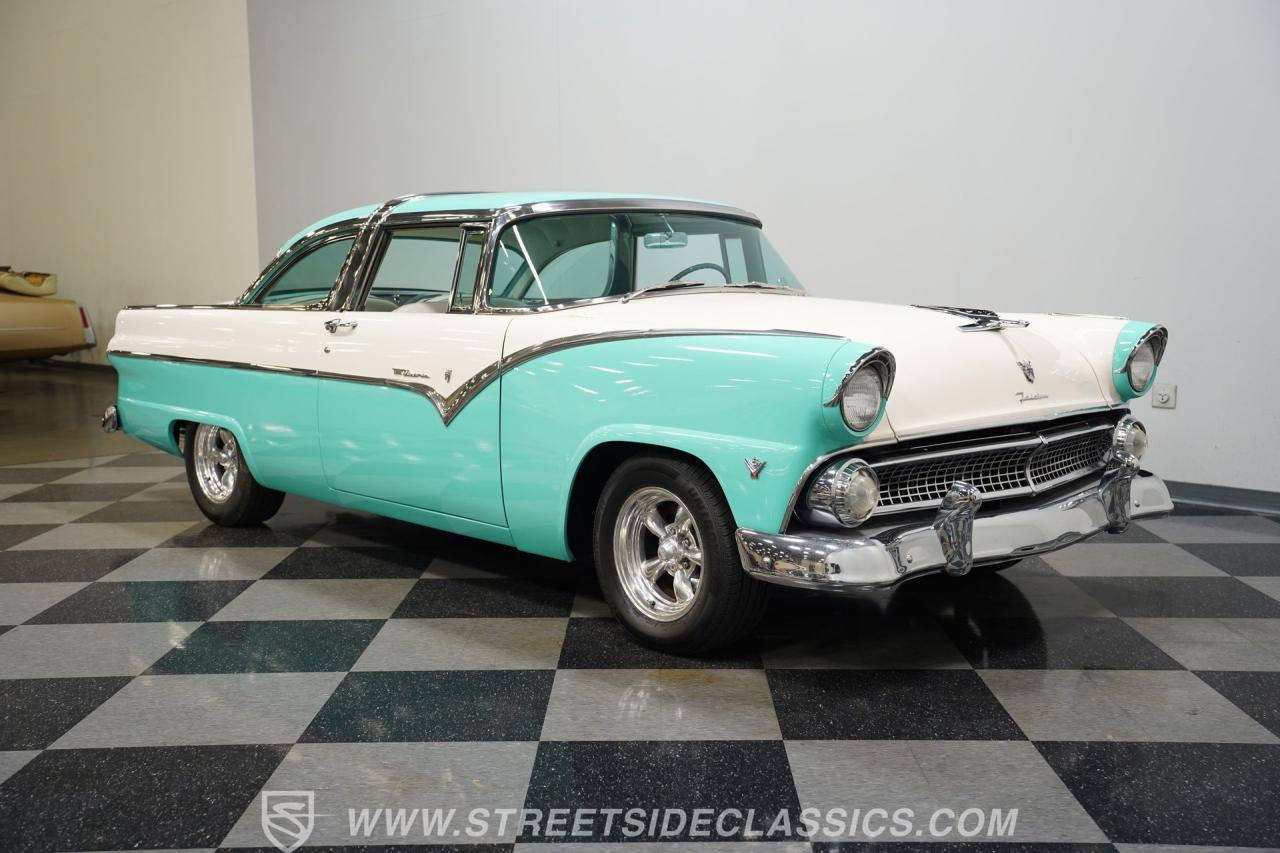 1955 Ford Crown Victoria