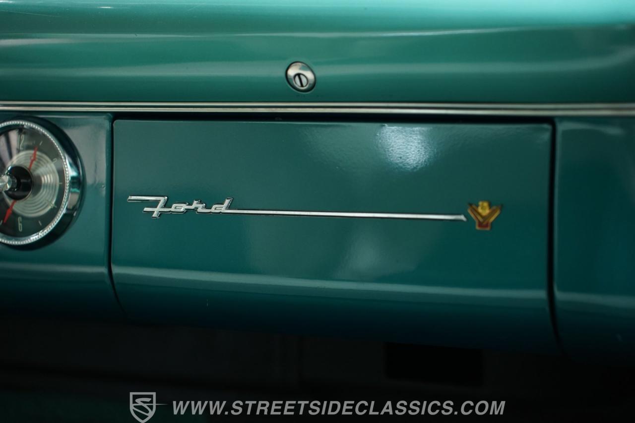 1955 Ford Crown Victoria