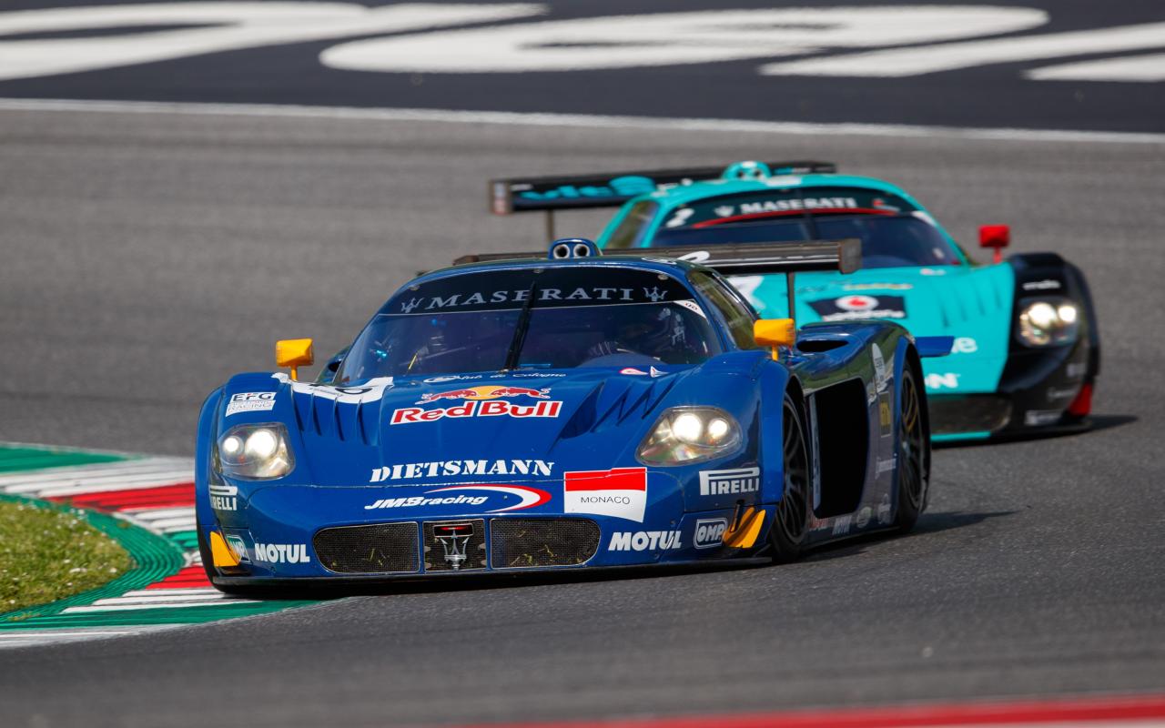 2005 Maserati MC12 GT1