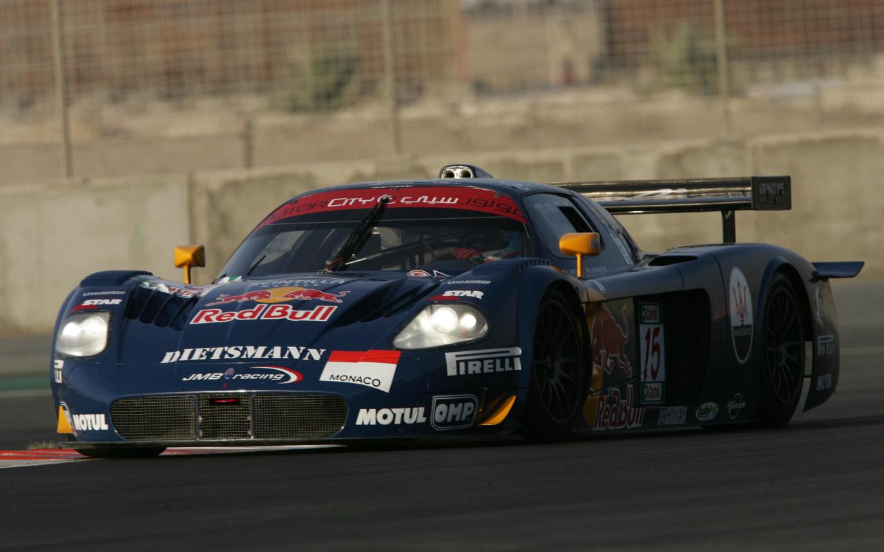 2005 Maserati MC12 GT1