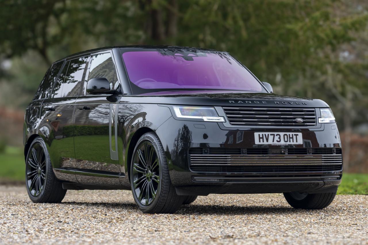 2023 Range Rover P530 4.4 V8