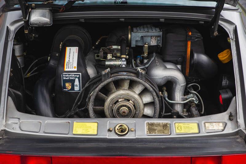 1989 Porsche 911 3.2 TARGA