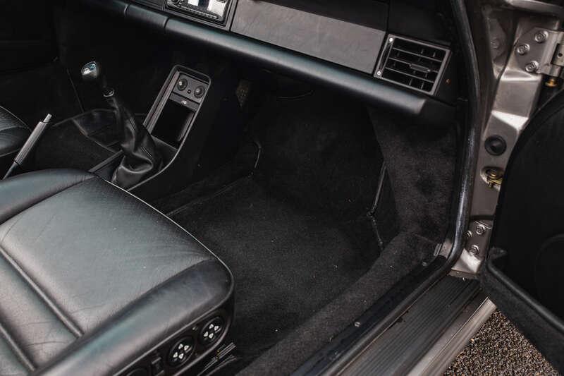 1989 Porsche 911 3.2 TARGA