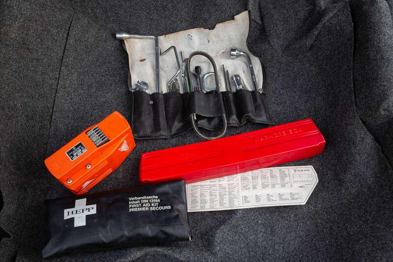 1989 Porsche 911 3.2 TARGA