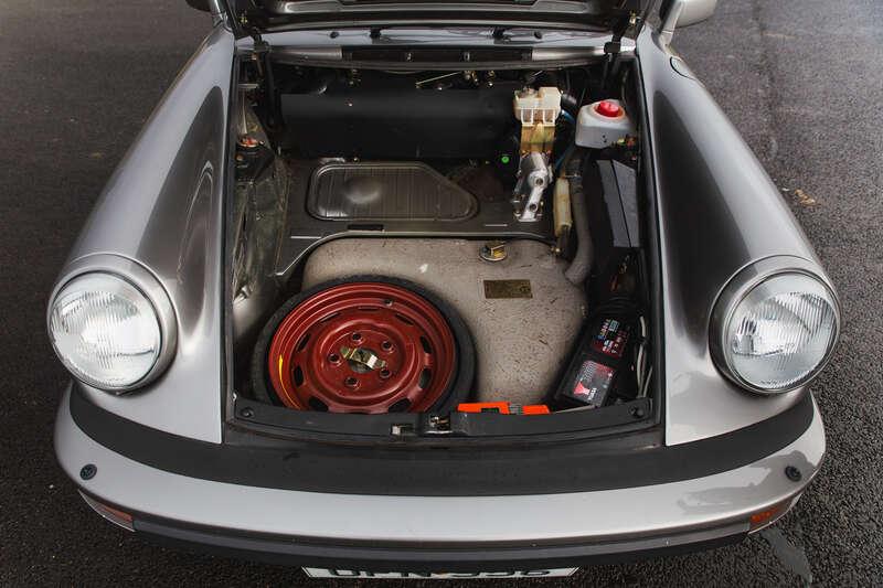 1989 Porsche 911 3.2 TARGA