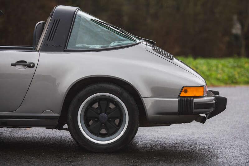 1989 Porsche 911 3.2 TARGA