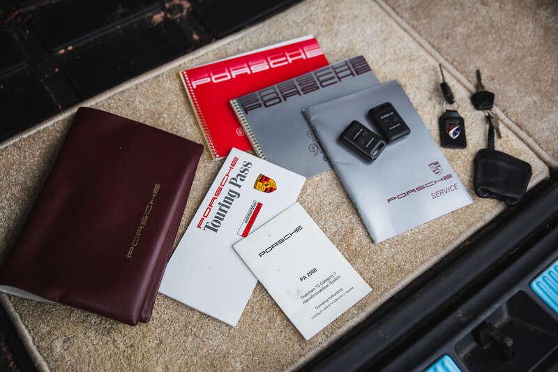 1989 Porsche 911 3.2 TARGA