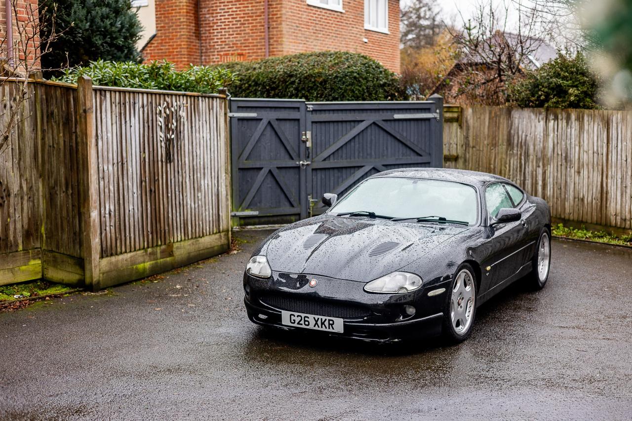 1998 Jaguar XKR Paramount