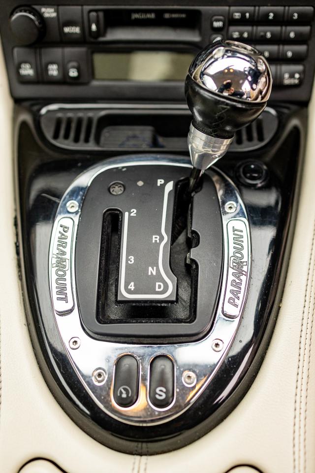 1998 Jaguar XKR Paramount