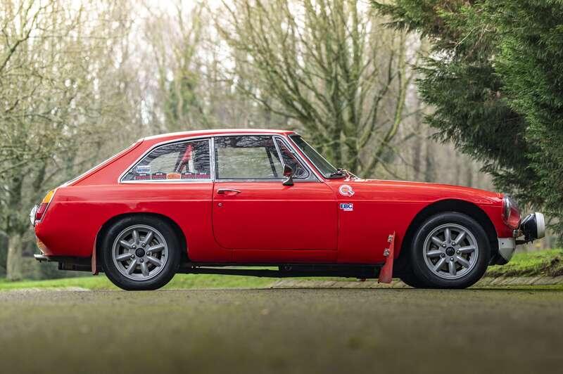 1969 MG C GT
