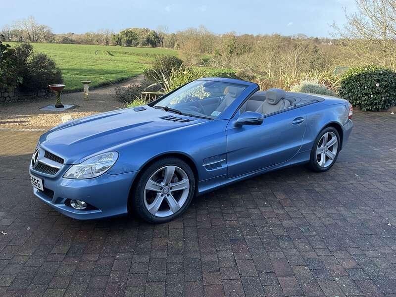 2011 Mercedes - Benz SL500