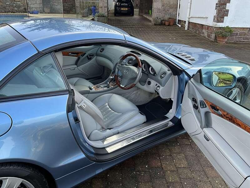 2011 Mercedes - Benz SL500