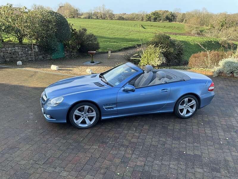 2011 Mercedes - Benz SL500