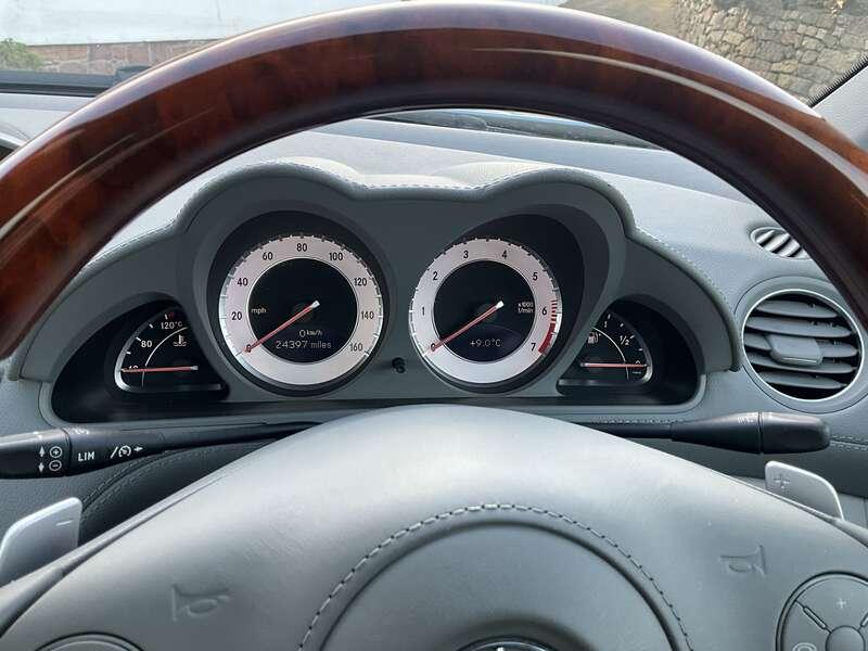 2011 Mercedes - Benz SL500