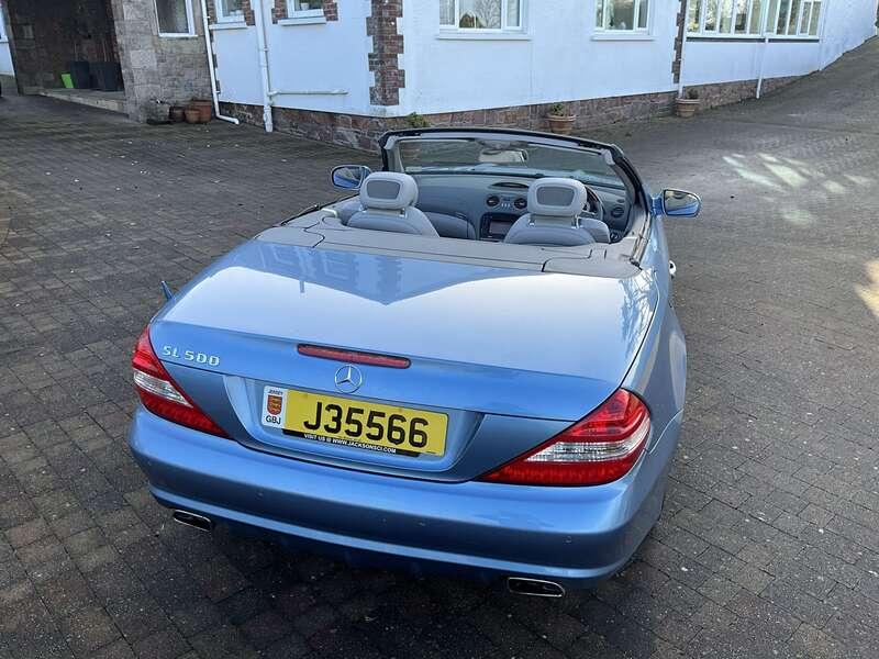 2011 Mercedes - Benz SL500