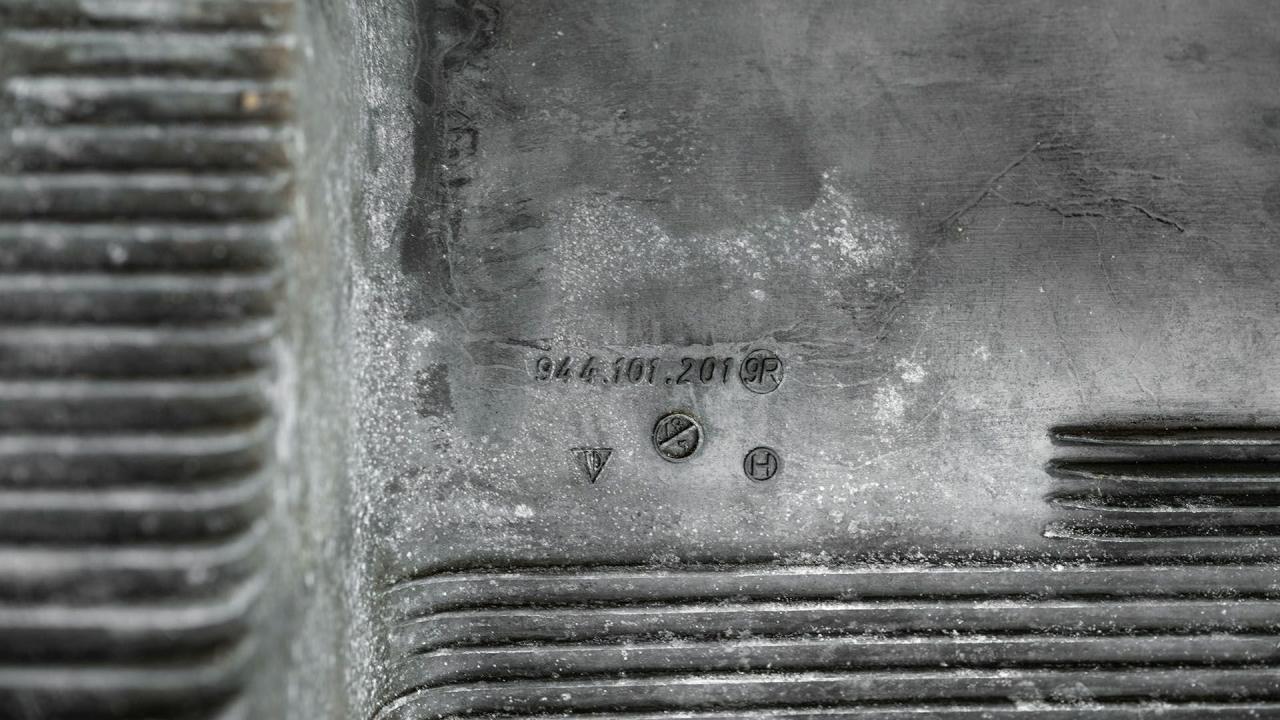 1988 Porsche 944 Turbo Cup &ldquo;Diet 7UP VIP&rdquo;