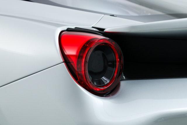 2019 Ferrari 488 PISTA