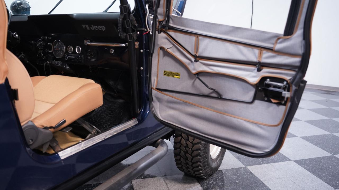 1985 Jeep CJ7 Laredo