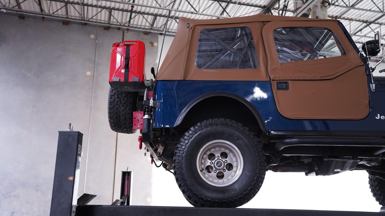 1985 Jeep CJ7 Laredo