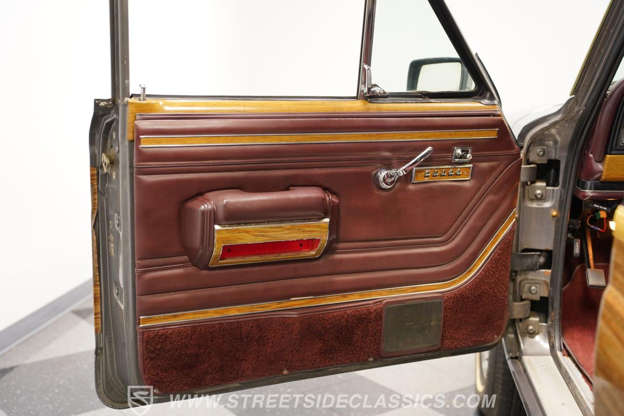 1988 Jeep Grand Wagoneer